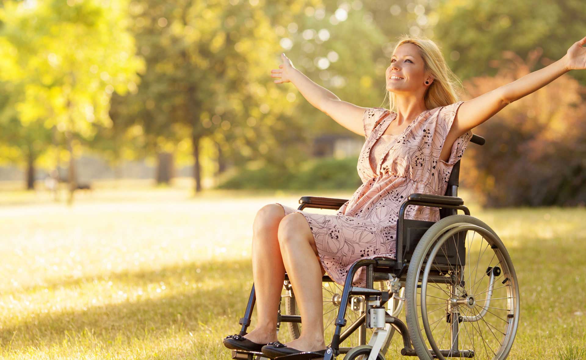 Chaise roulante adaptée pour chaque handicap